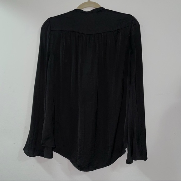 Urban Outfitters Kimchi Brianna Lace Up Blouse - Picture 4 of 10